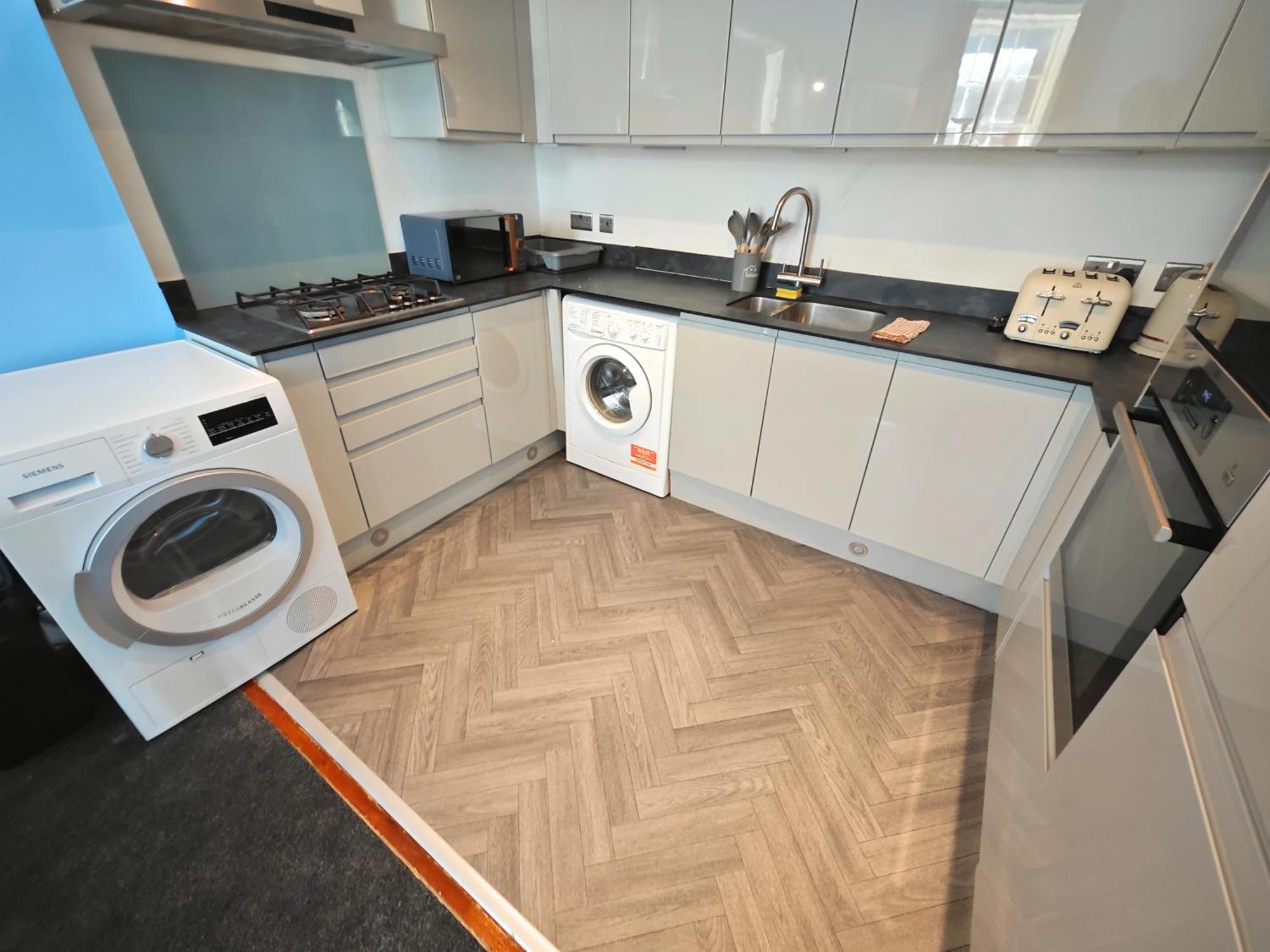 Luxury 4-bedroom In Oxford Street Appartement
