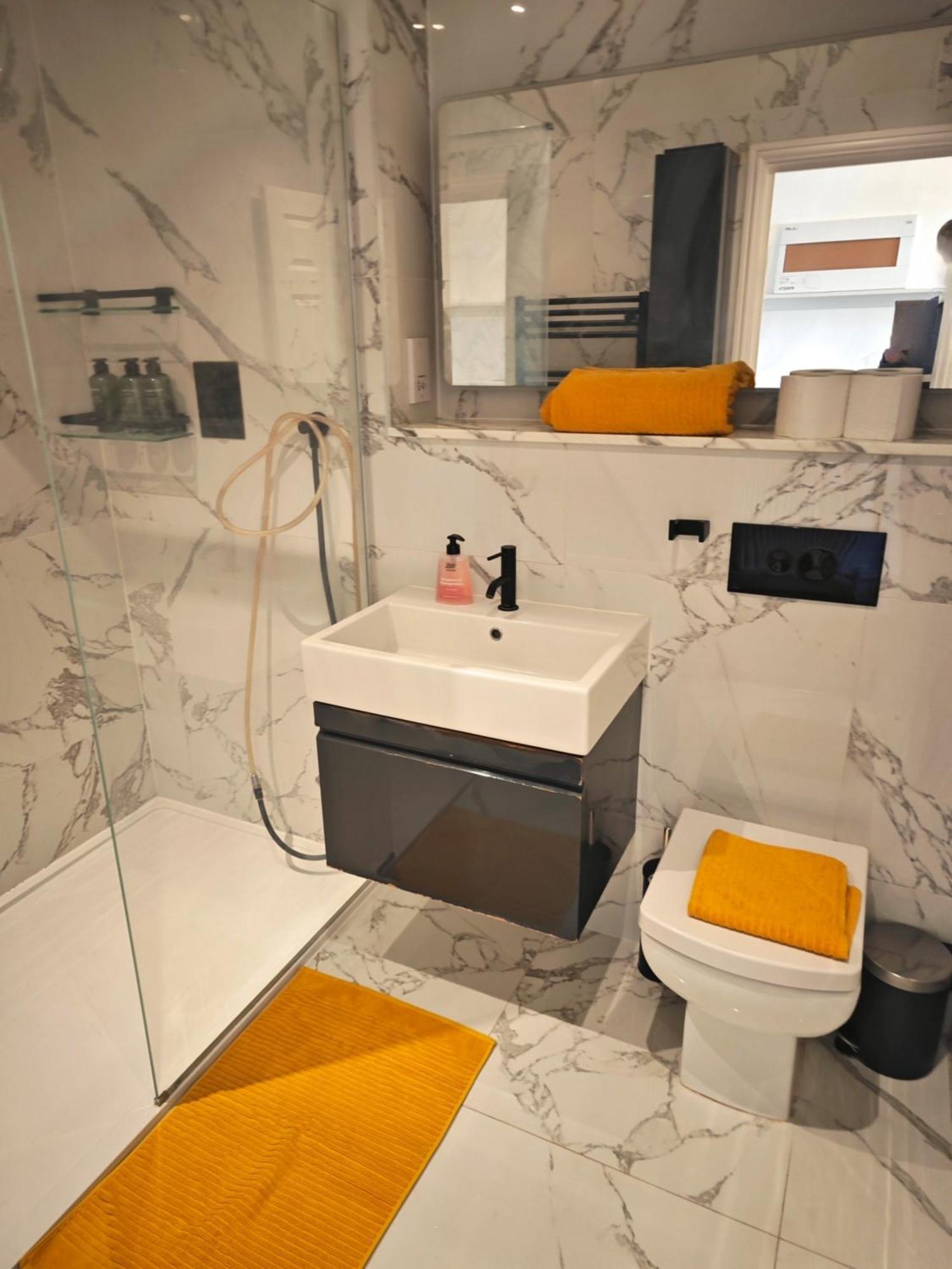 Luxury 4-bedroom In Oxford Street Appartement Londres